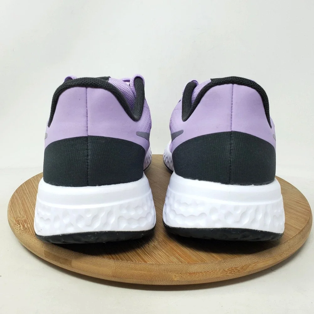 Nike Revolution 5 Shoes Kids 4 Purple Boys Girls Lace Up Low Sneaker GS